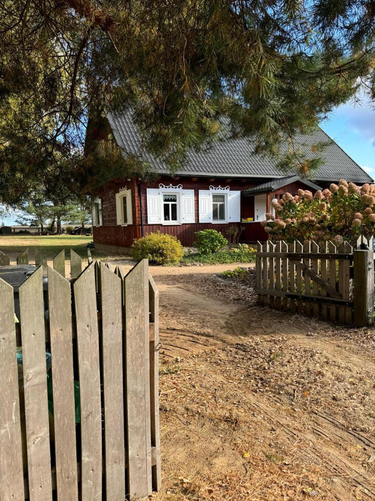 Villa Wakacyjny Dom W Sakach à Kleszczele Extérieur photo
